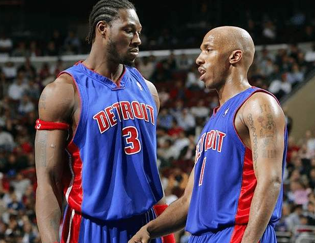 安东尼奥：阵容大调整是要考察队员，同时保障队员健康