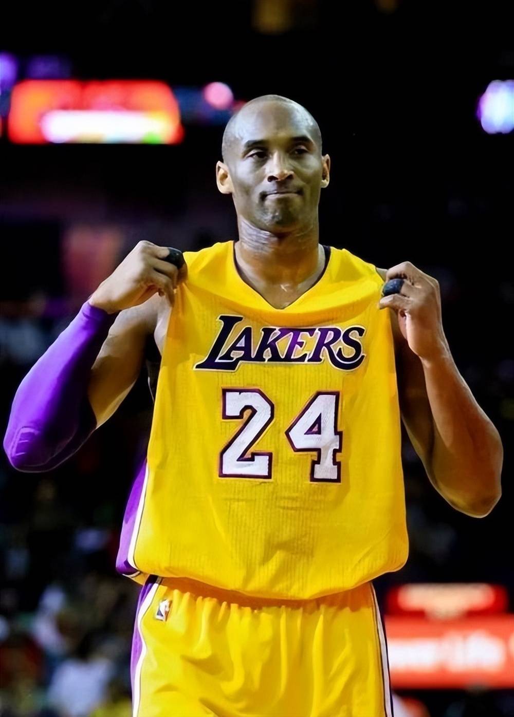 活塞双核同砍两双！康宁汉姆23分12助攻，杜伦16+16