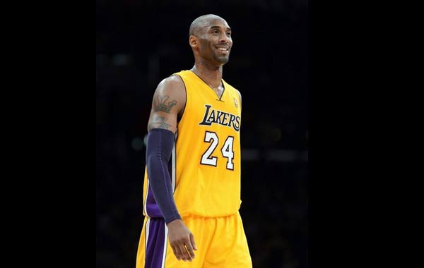 法甲｜上半场轰4球狂胜里尔 大巴黎10连胜24轮全不败