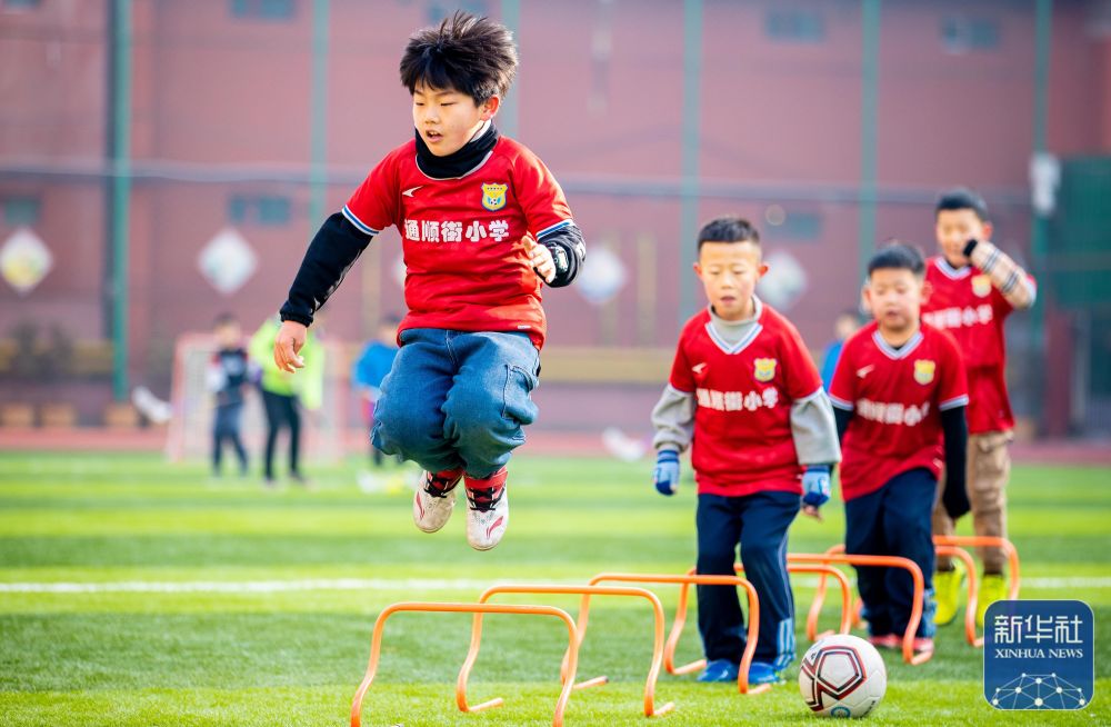 中国男足世预赛出局，2026世界杯梦碎