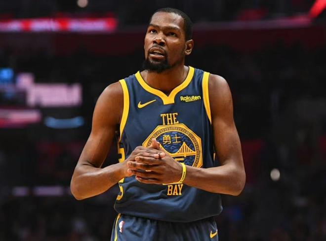 英媒：德利赫特的伤势并不严重，最快有望本周恢复训练