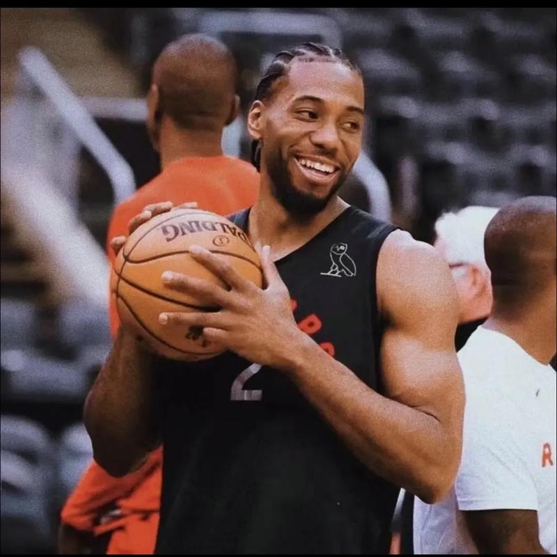 大谷翔平在 2024 年常规赛结束后，将自己的 50 轰纪念球衣捐赠给了道奇博物馆