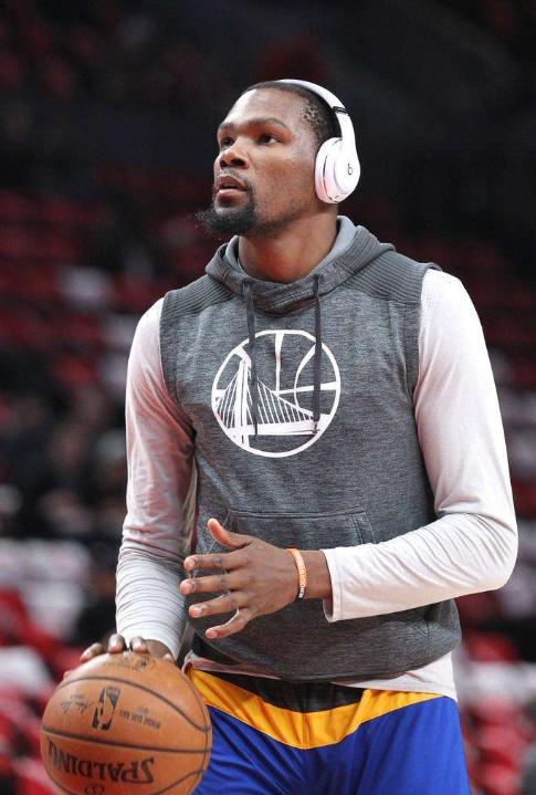 为什么内野手接球后需迅速做出传球预判