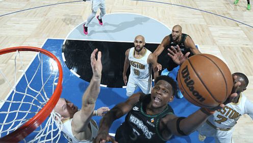 ️德拉拿NBL总决MVP后认为对方后卫希基更该拿 将奖杯交给希基